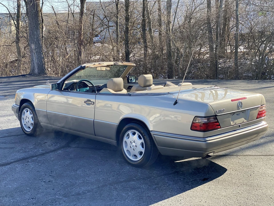 1995 Mercedes-Benz W124 E-Class - Image 10 of 31