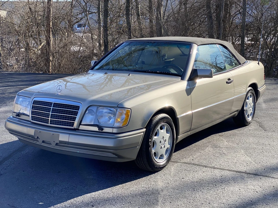 1995 Mercedes-Benz W124 E-Class - Image 3 of 31