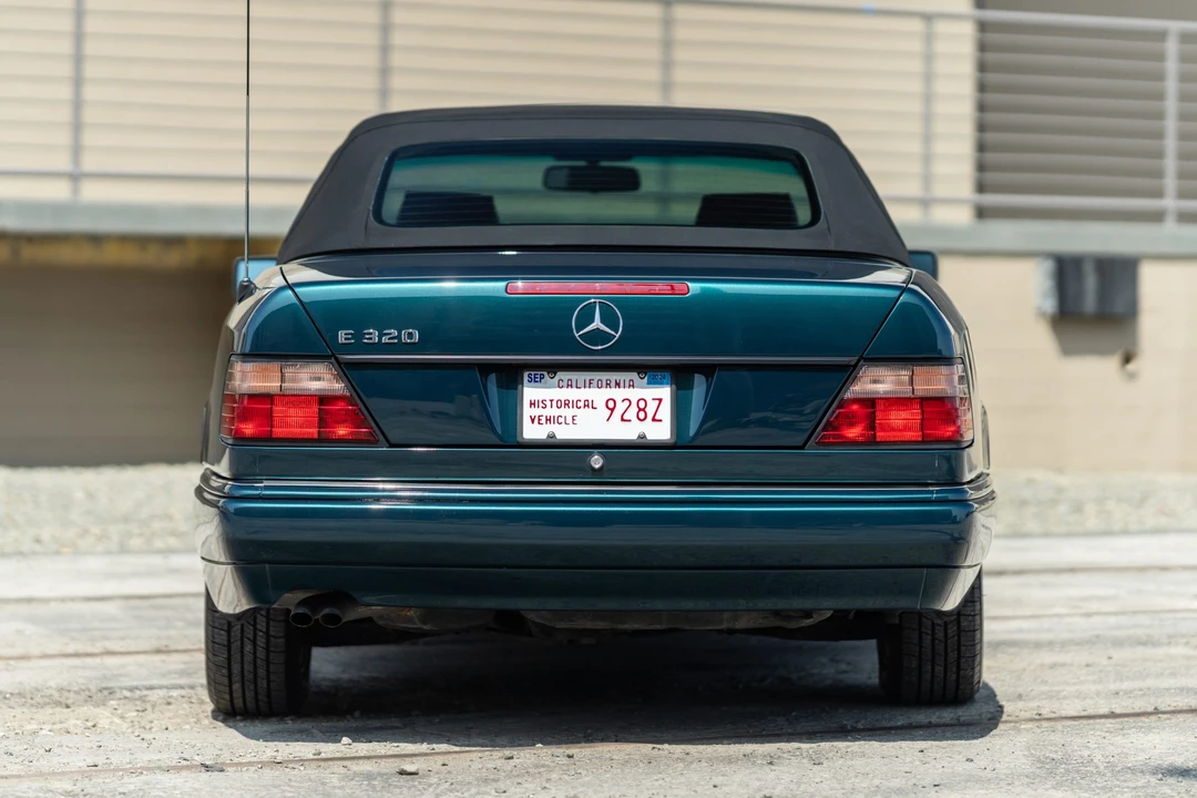 1995 Mercedes-Benz W124 E-Class - Image 13 of 31