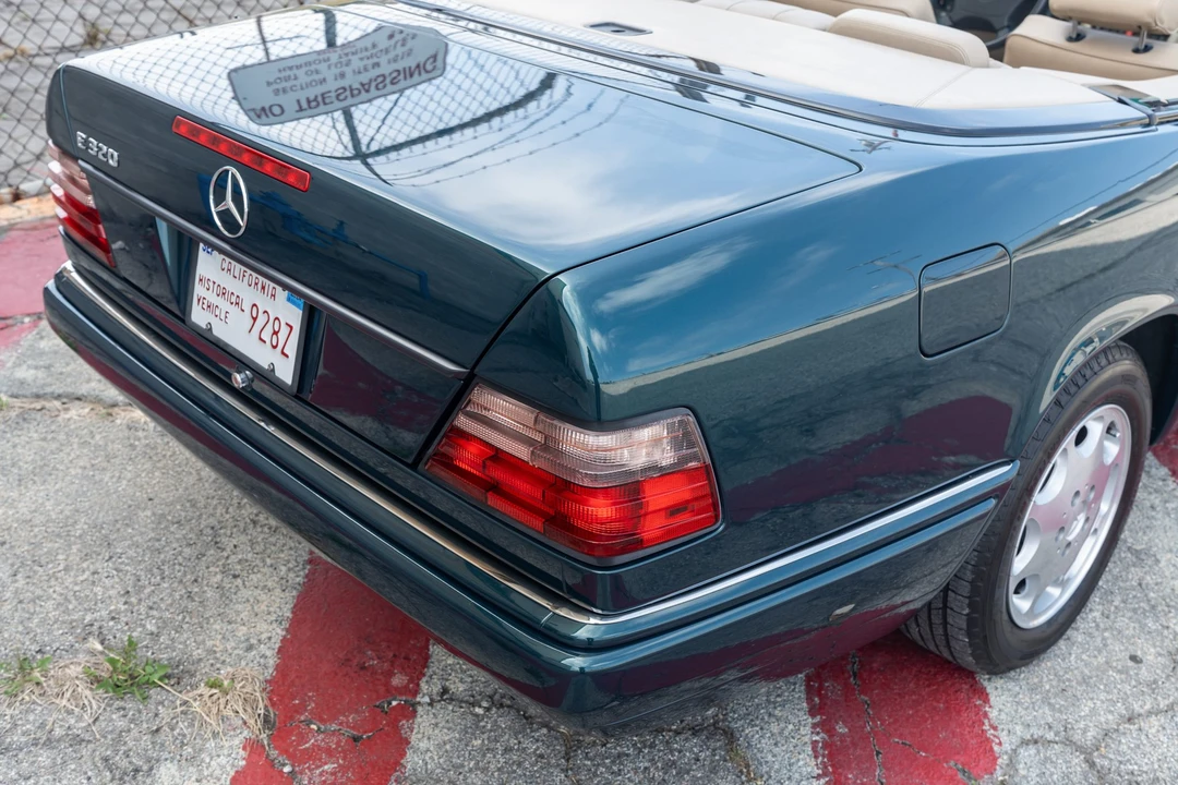 1995 Mercedes-Benz W124 E-Class - Image 26 of 31