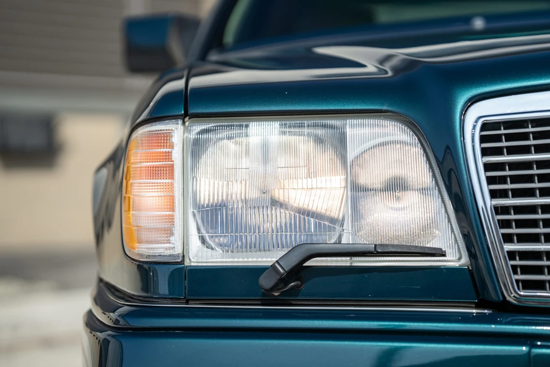1995 Mercedes-Benz W124 E-Class - Image 19 of 31
