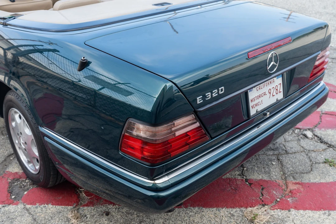 1995 Mercedes-Benz W124 E-Class - Image 27 of 31