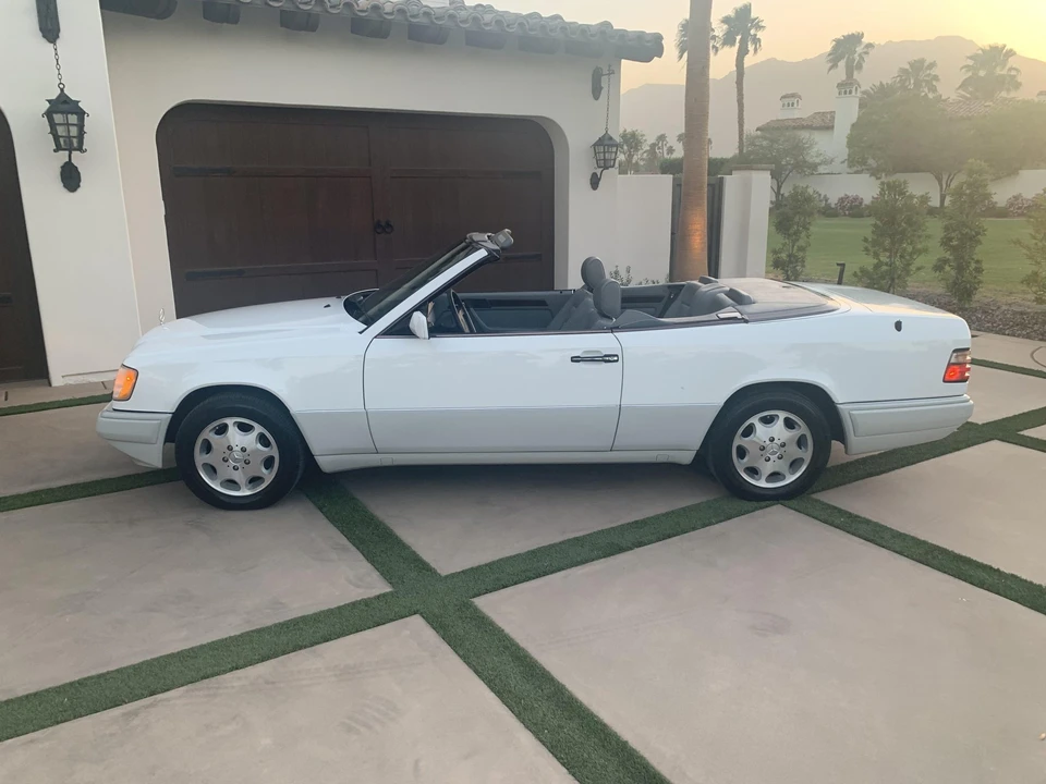 1995 Mercedes-Benz W124 E-Class - Image 12 of 31