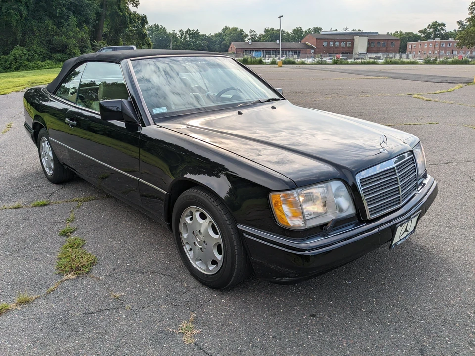 1995 Mercedes-Benz W124 E-Class - Image 15 of 31