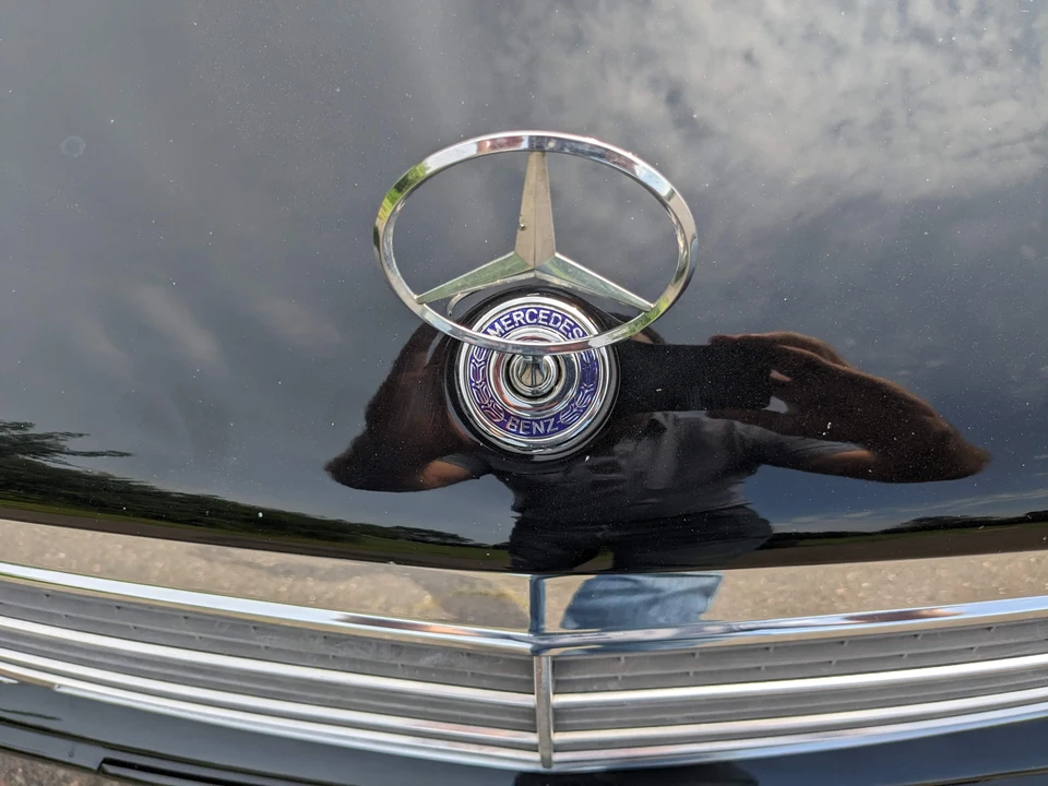 1995 Mercedes-Benz W124 E-Class - Image 17 of 31