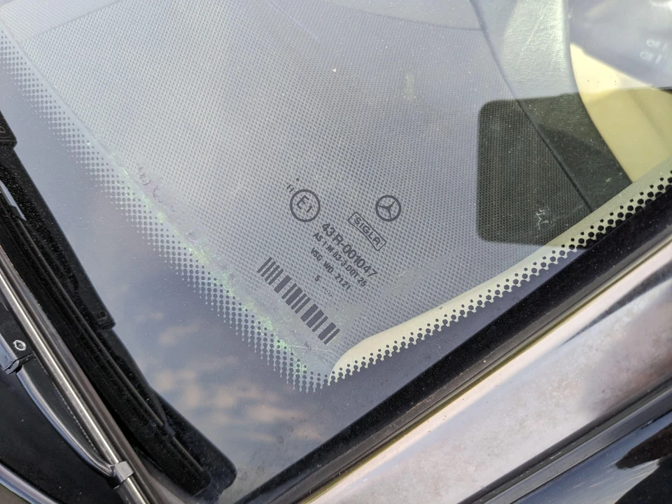 1995 Mercedes-Benz W124 E-Class - Image 19 of 31