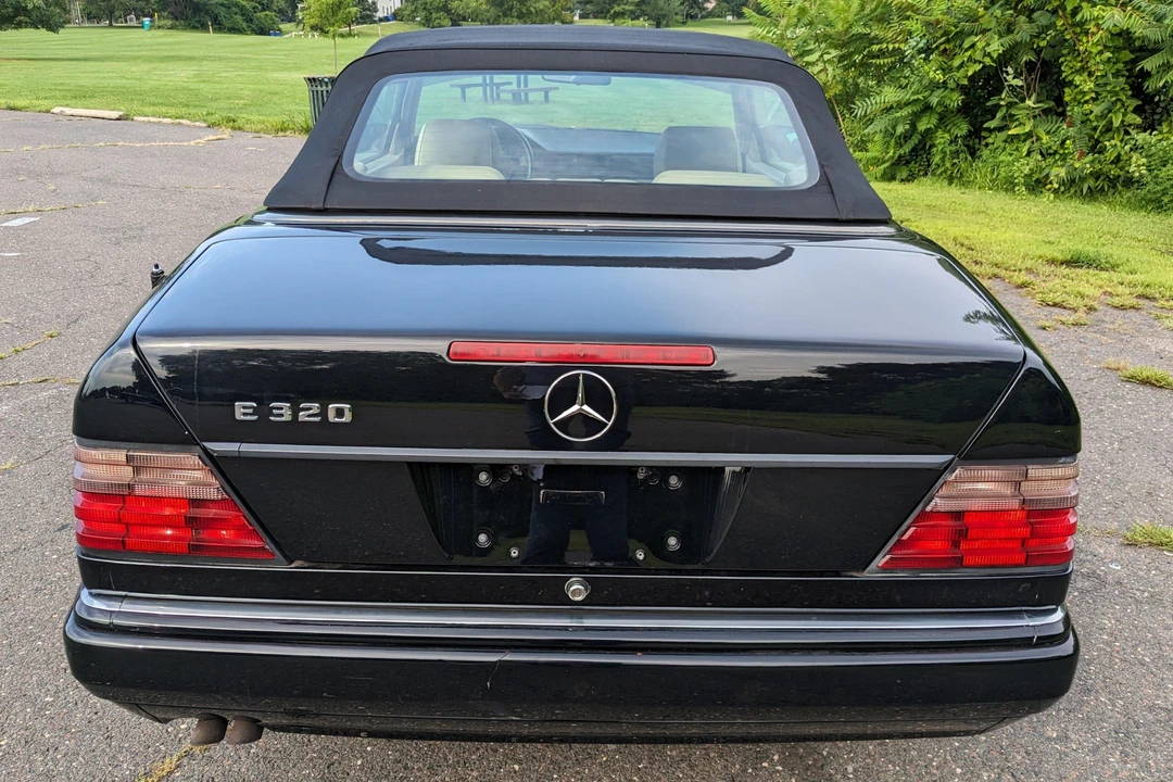 1995 Mercedes-Benz W124 E-Class - Image 5 of 31