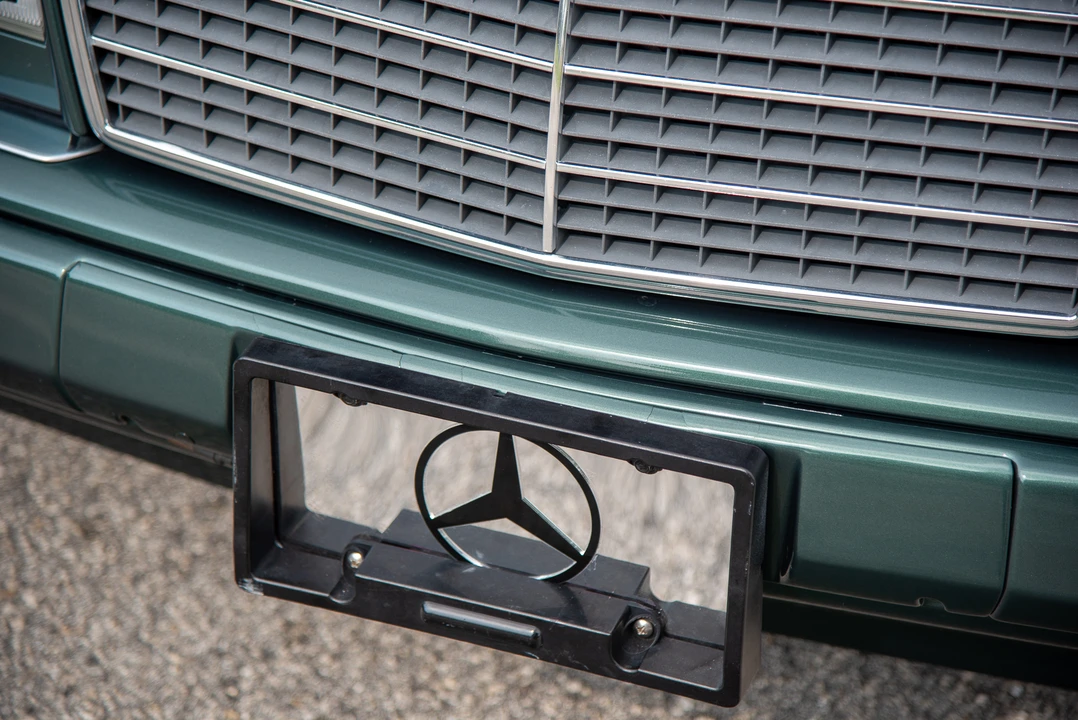 1995 Mercedes-Benz W124 E-Class - Image 28 of 31