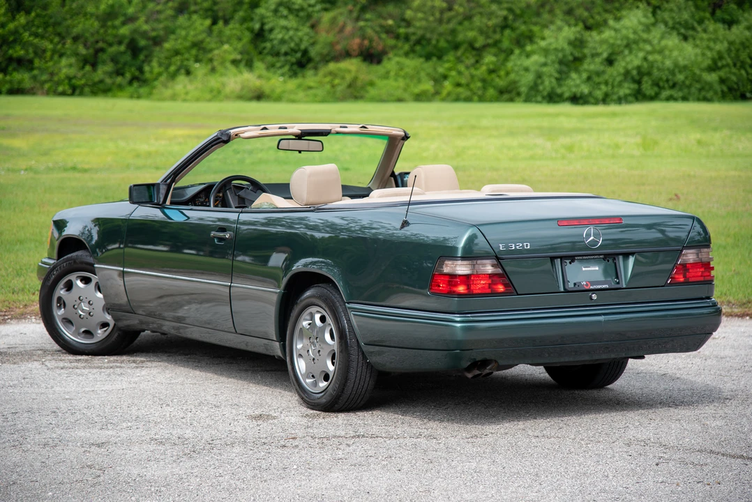 1995 Mercedes-Benz W124 E-Class - Image 18 of 31