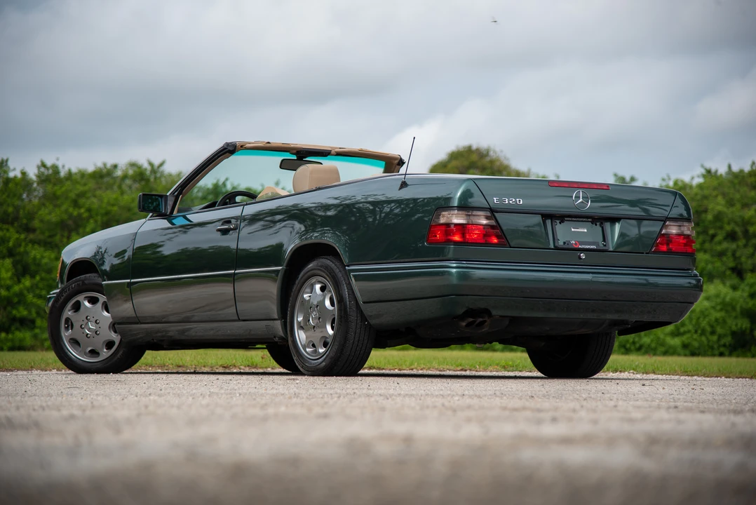 1995 Mercedes-Benz W124 E-Class - Image 16 of 31