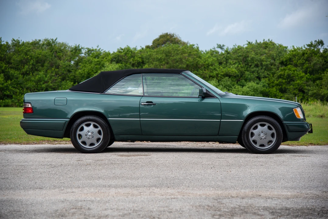 1995 Mercedes-Benz W124 E-Class - Image 4 of 31