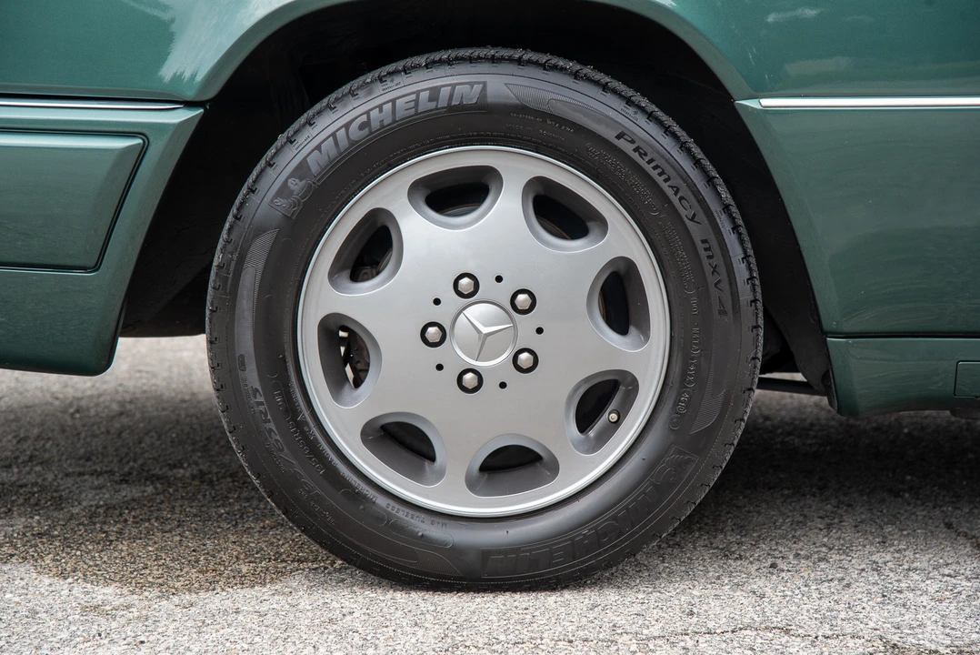 1995 Mercedes-Benz W124 E-Class - Image 31 of 31