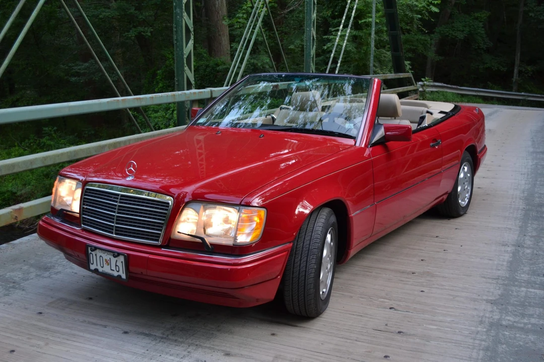 1995 Mercedes-Benz W124 E-Class - Image 13 of 31