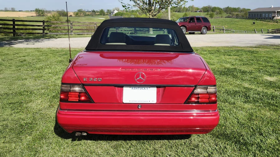 1995 Mercedes-Benz W124 E-Class - Image 3 of 19