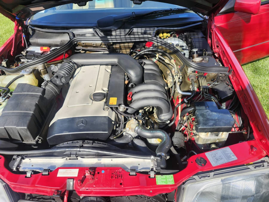 1995 Mercedes-Benz W124 E-Class - Image 16 of 19