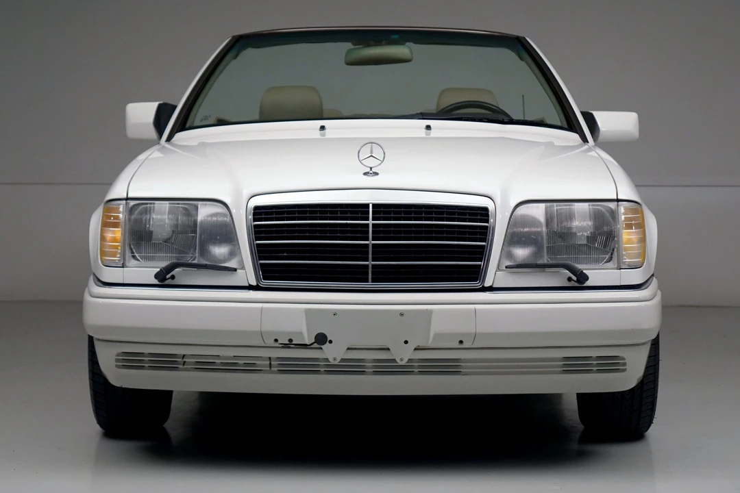 1995 Mercedes-Benz W124 E-Class - Image 12 of 31