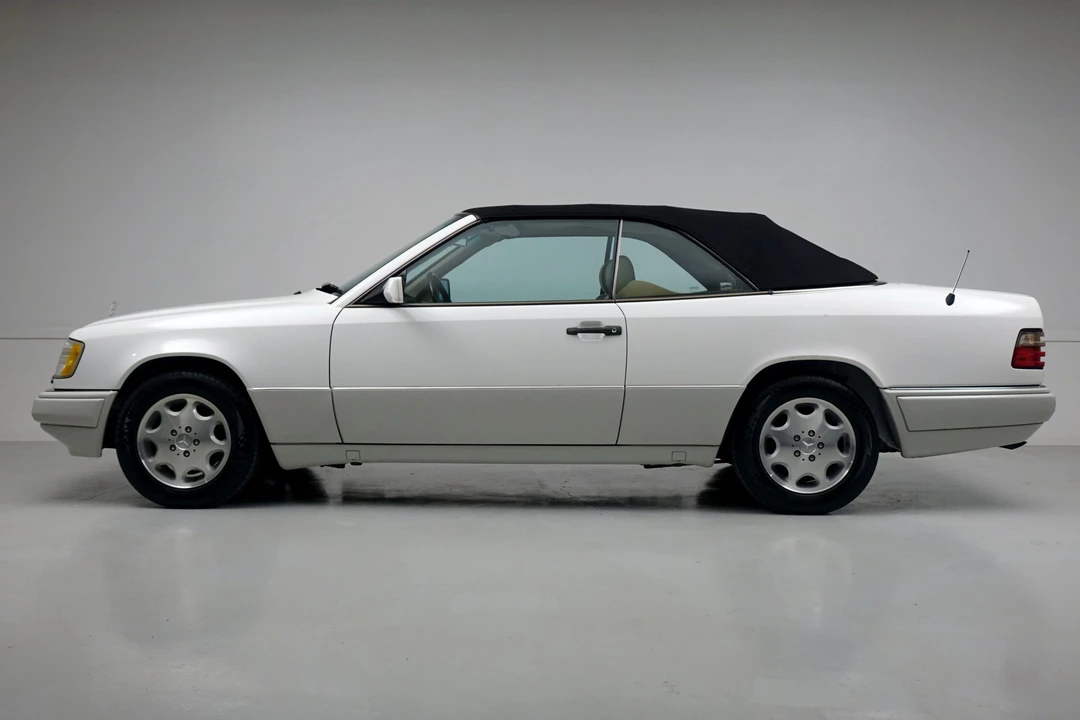 1995 Mercedes-Benz W124 E-Class - Image 10 of 31