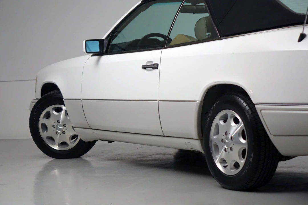 1995 Mercedes-Benz W124 E-Class - Image 27 of 31