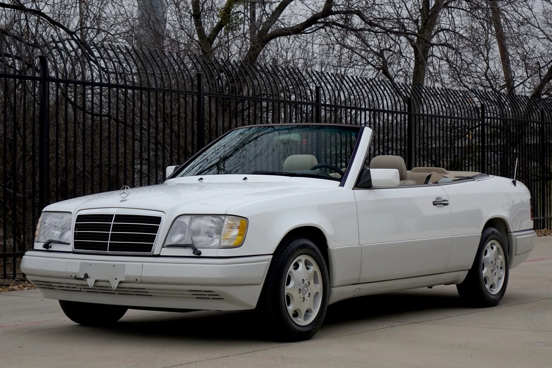 1995 Mercedes-Benz W124 E-Class - Image 3 of 31
