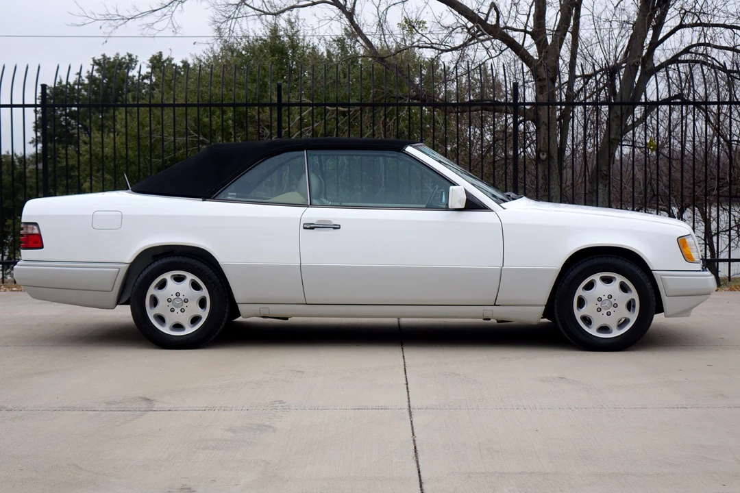 1995 Mercedes-Benz W124 E-Class - Image 6 of 31