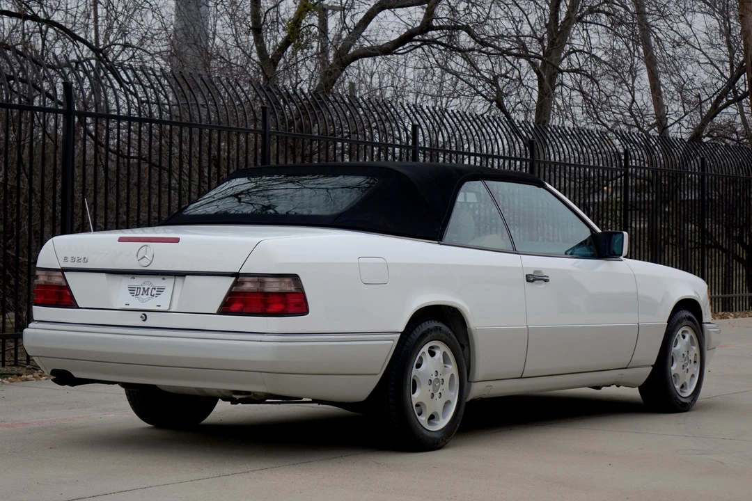 1995 Mercedes-Benz W124 E-Class - Image 7 of 31