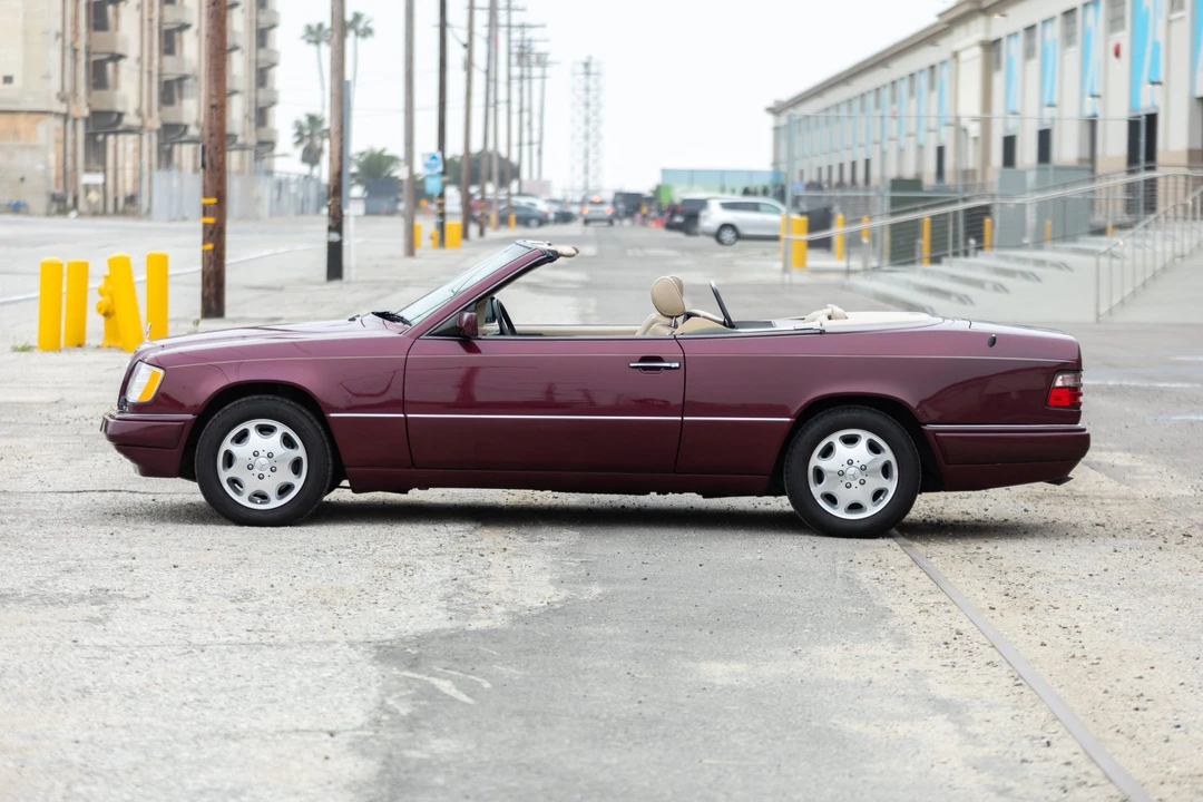 1995 Mercedes-Benz W124 E-Class - Image 4 of 31