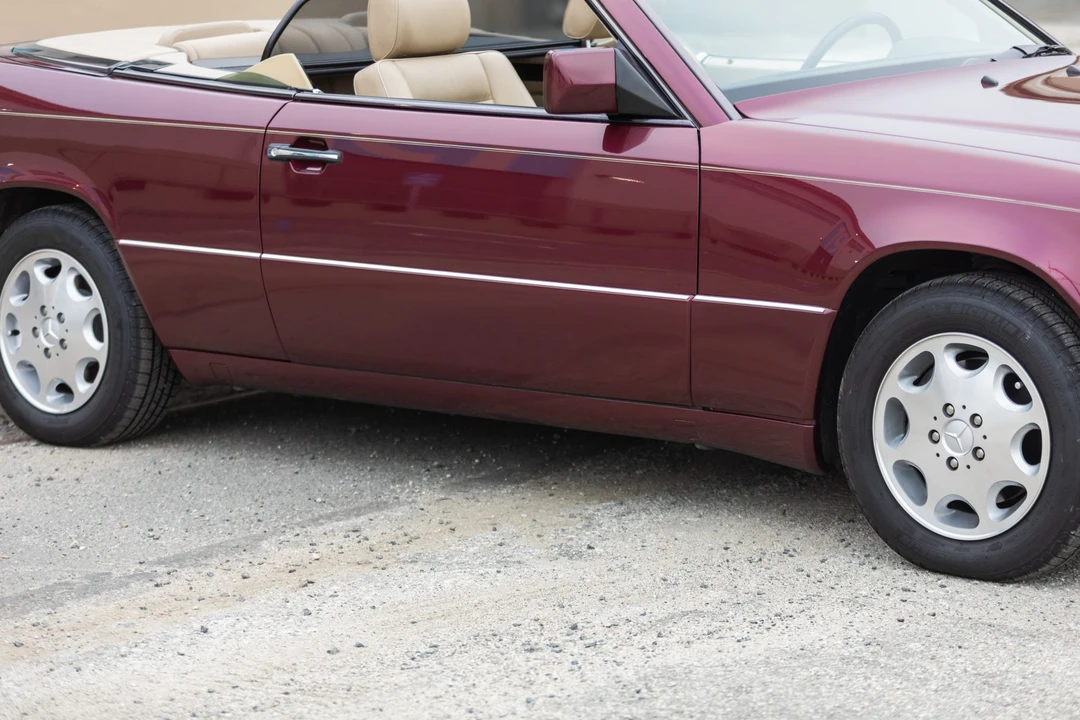 1995 Mercedes-Benz W124 E-Class - Image 24 of 31