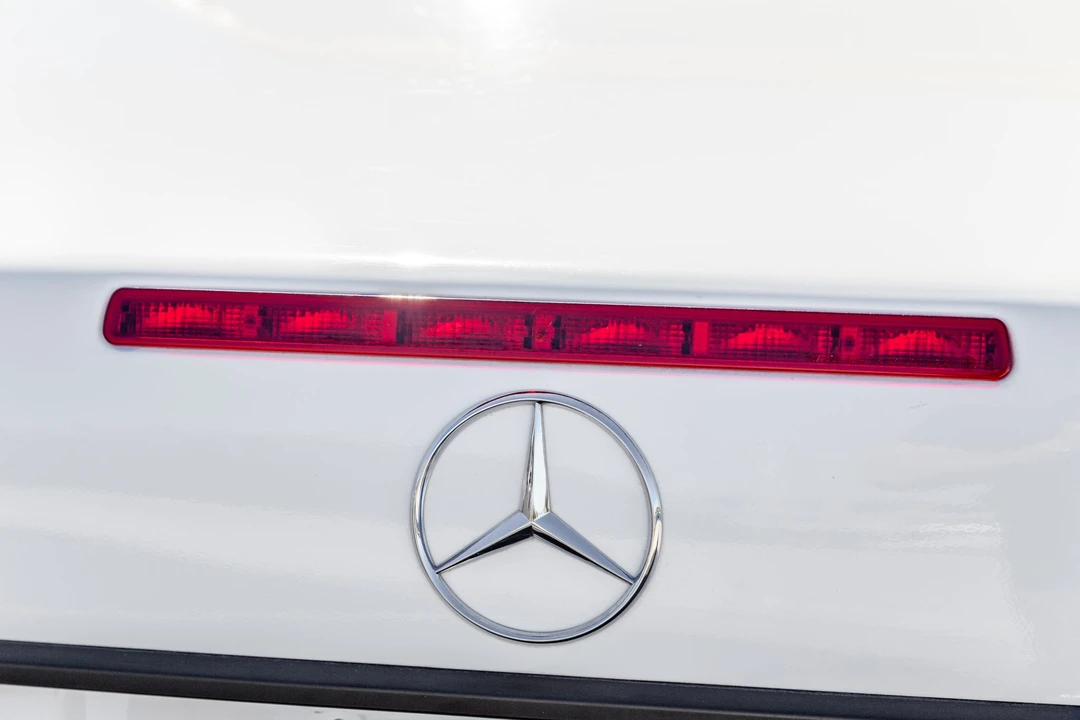 1995 Mercedes-Benz W124 E-Class - Image 31 of 31