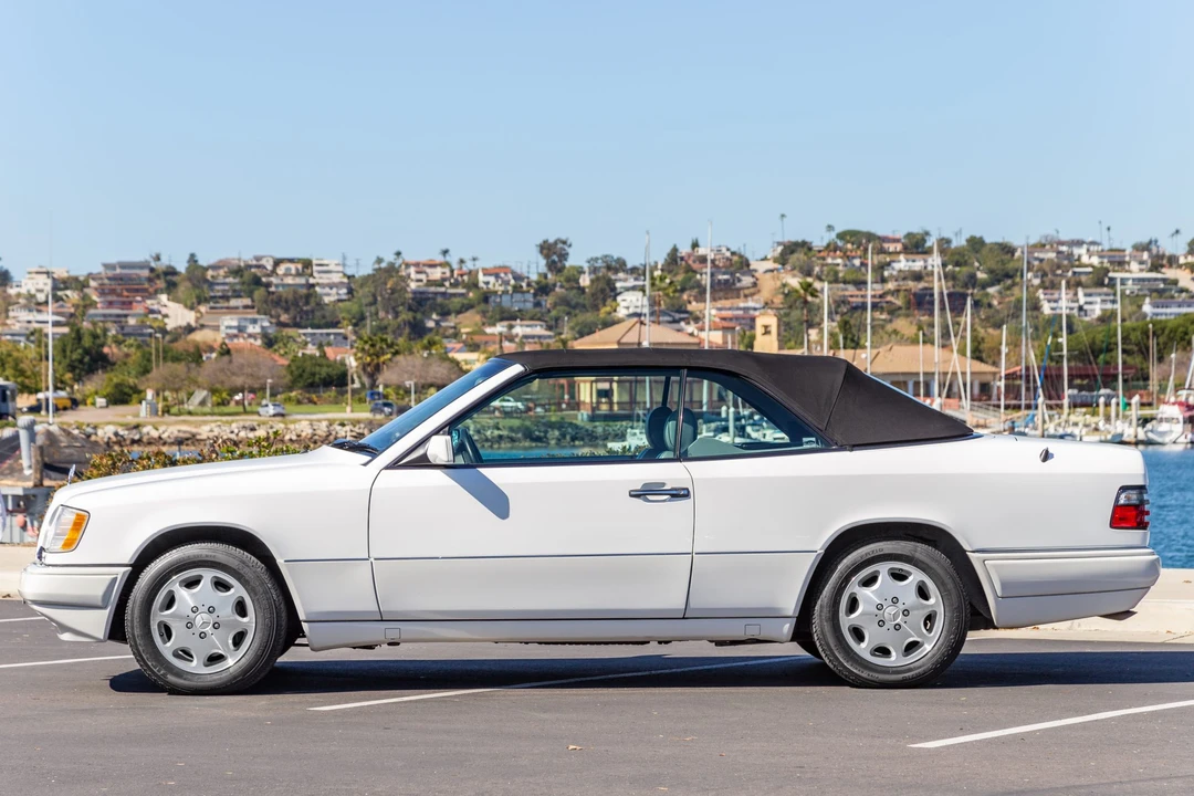 1995 Mercedes-Benz W124 E-Class - Image 5 of 31