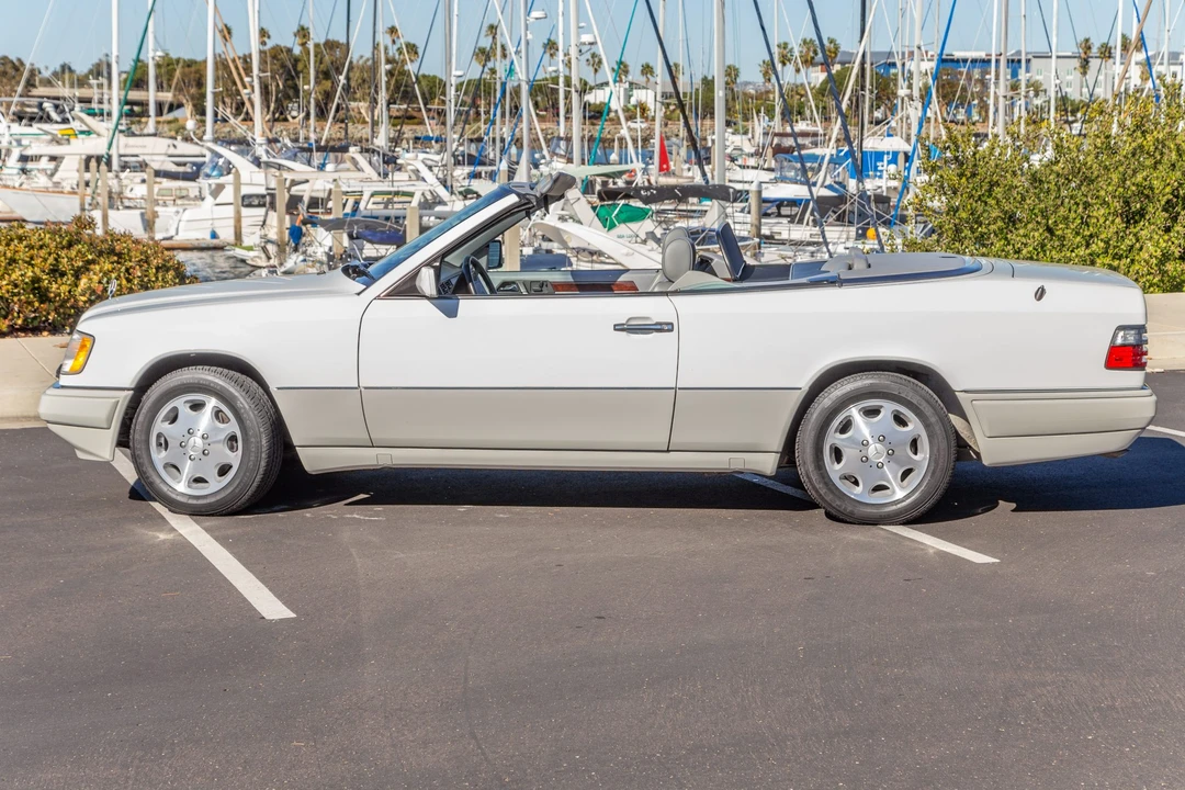1995 Mercedes-Benz W124 E-Class - Image 8 of 31