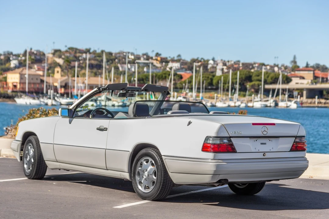 1995 Mercedes-Benz W124 E-Class - Image 9 of 31