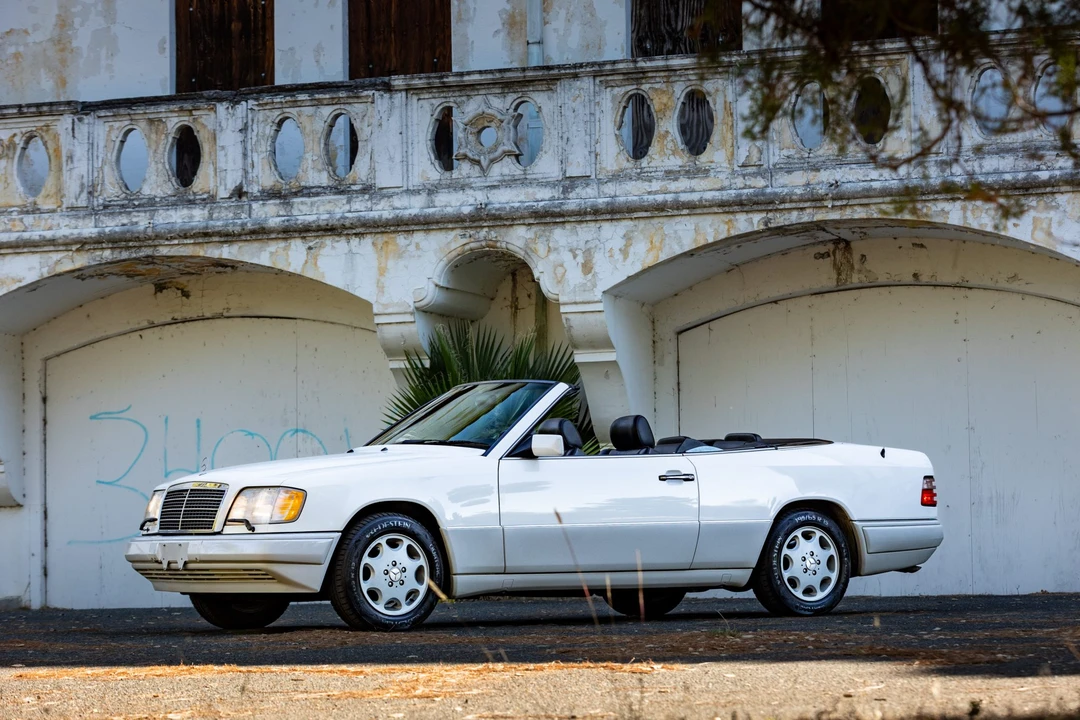 1995 Mercedes-Benz W124 E-Class - Image 4 of 31