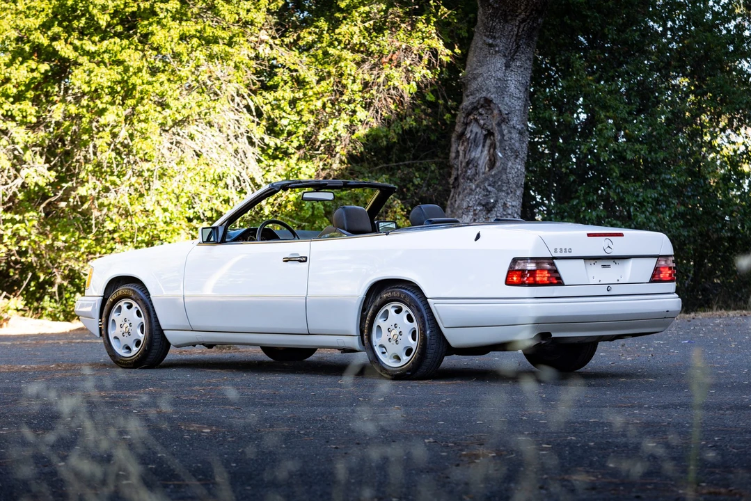 1995 Mercedes-Benz W124 E-Class - Image 23 of 31