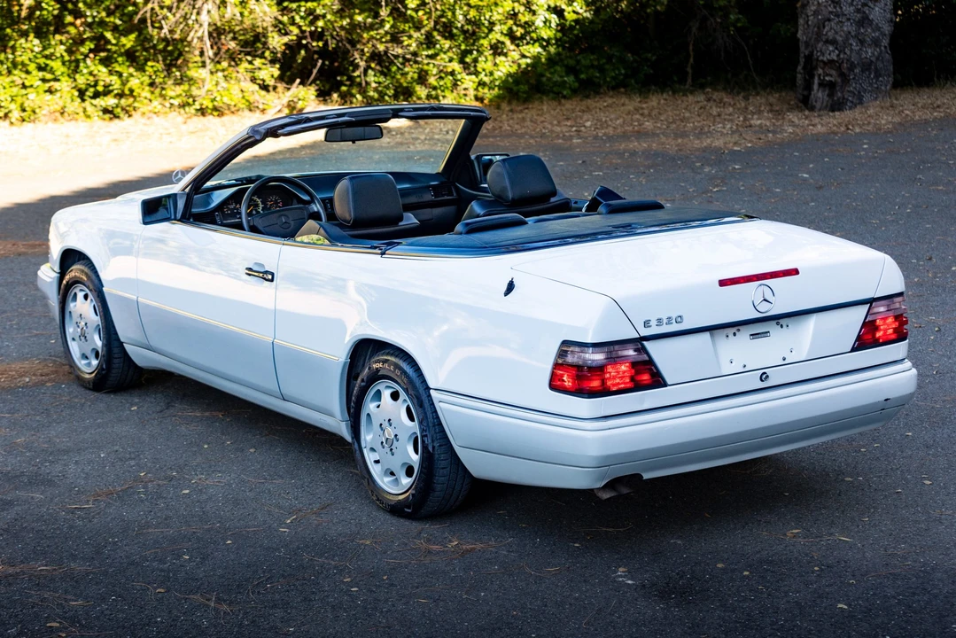 1995 Mercedes-Benz W124 E-Class - Image 21 of 31