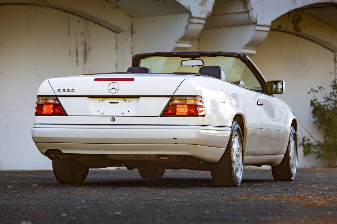 1995 Mercedes-Benz W124 E-Class - Image 19 of 31