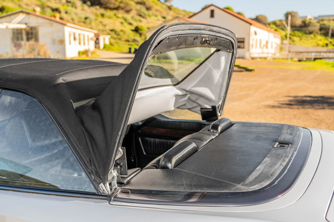 1995 Mercedes-Benz W124 E-Class - Image 13 of 31