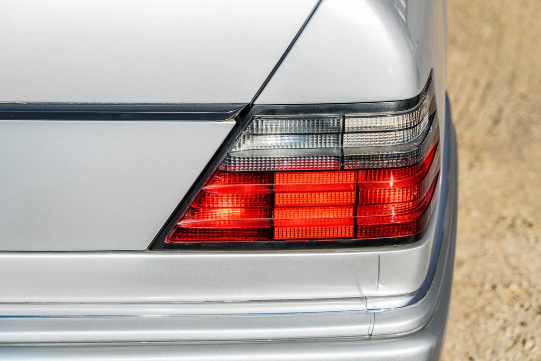 1995 Mercedes-Benz W124 E-Class - Image 30 of 31