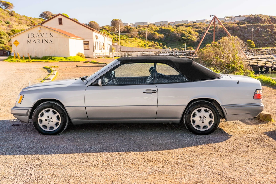 1995 Mercedes-Benz W124 E-Class - Image 11 of 31