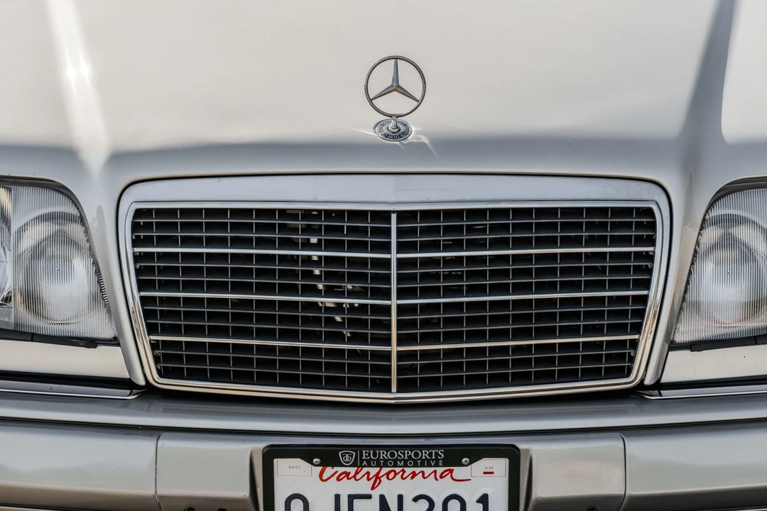 1995 Mercedes-Benz W124 E-Class - Image 26 of 31
