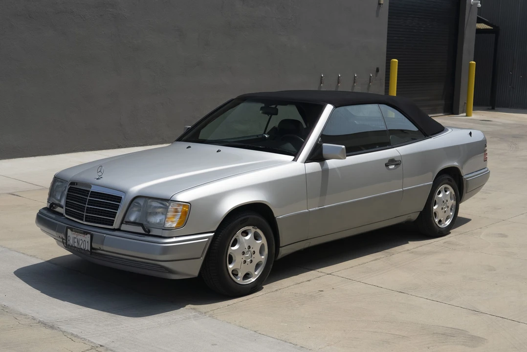 1995 Mercedes-Benz W124 E-Class - Image 26 of 31