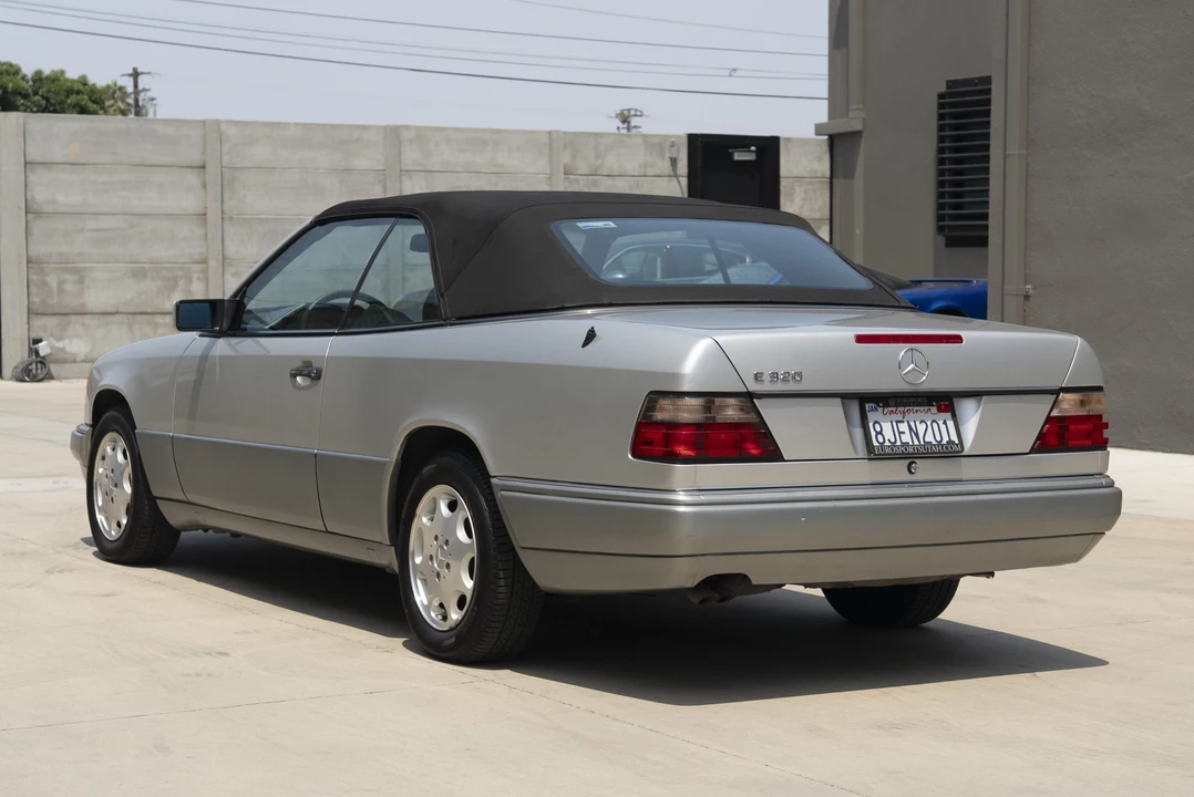 1995 Mercedes-Benz W124 E-Class - Image 28 of 31