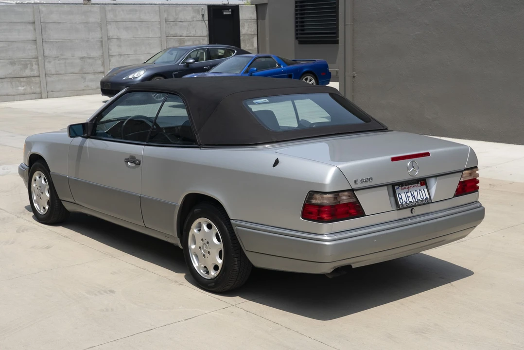 1995 Mercedes-Benz W124 E-Class - Image 27 of 31
