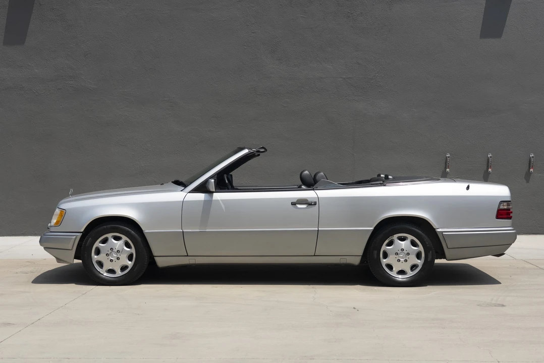 1995 Mercedes-Benz W124 E-Class - Image 18 of 31
