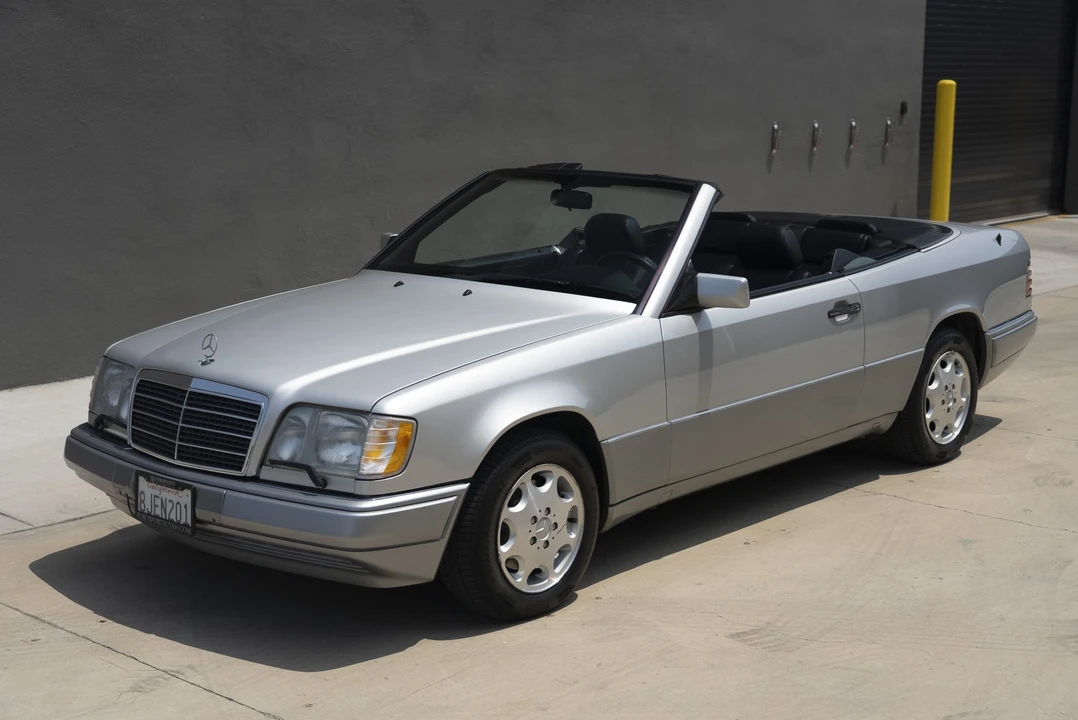 1995 Mercedes-Benz W124 E-Class - Image 8 of 31