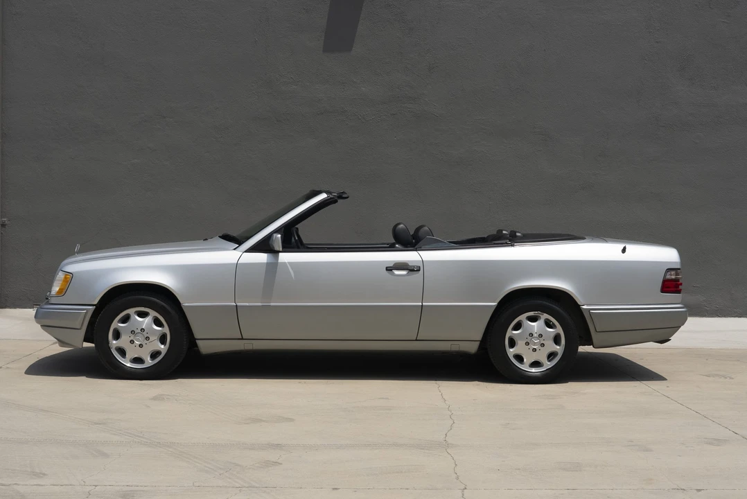 1995 Mercedes-Benz W124 E-Class - Image 14 of 31