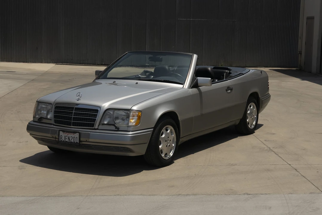 1995 Mercedes-Benz W124 E-Class - Image 3 of 31