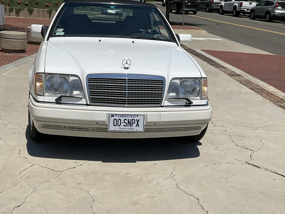 1995 Mercedes-Benz W124 E-Class - Image 24 of 31
