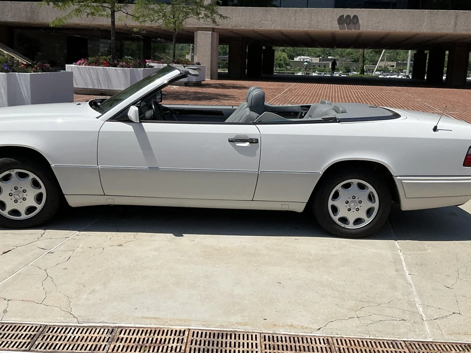 1995 Mercedes-Benz W124 E-Class - Image 22 of 31