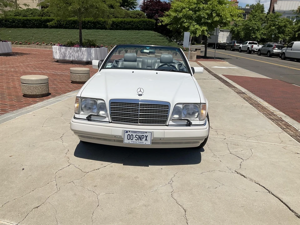 1995 Mercedes-Benz W124 E-Class - Image 5 of 31