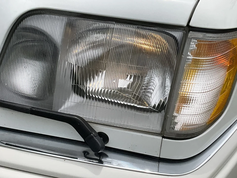 1995 Mercedes-Benz W124 E-Class - Image 31 of 31